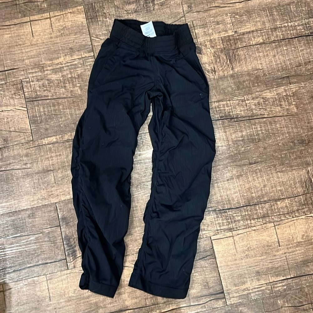 Live to move pants